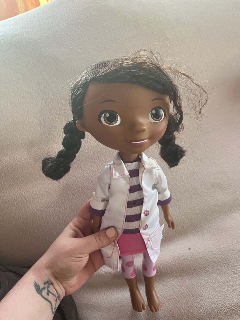 Disney Doc McStuffins 12-Inch Play Doll - Picture 2 of 6